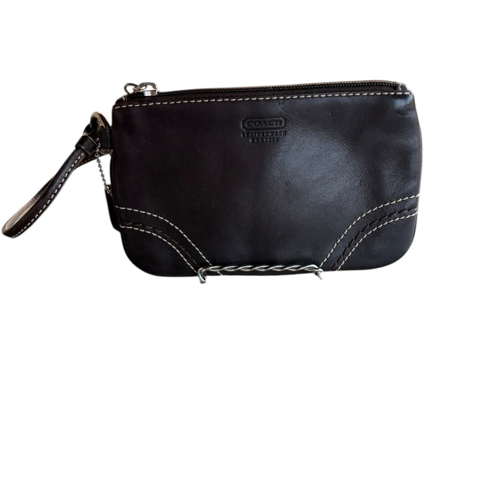 Vintage y2k Coach Soho Style Brown Leather Wristlet.
